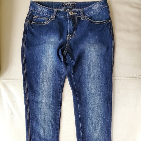 Rampage stunning jeans with lace pockets - Picture 3 of 9